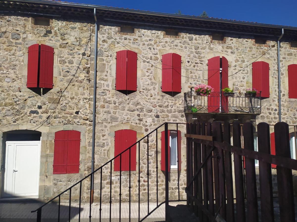 Chambres D'Hotes "Au Pied De La Bealiere" Montpezat-sous-Bauzon Buitenkant foto